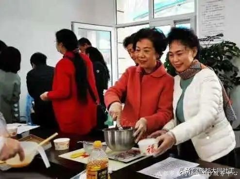 年(nián)終答卷│同享年(nián)華·康樂(yuè)行，祝您安康喜樂(yuè)