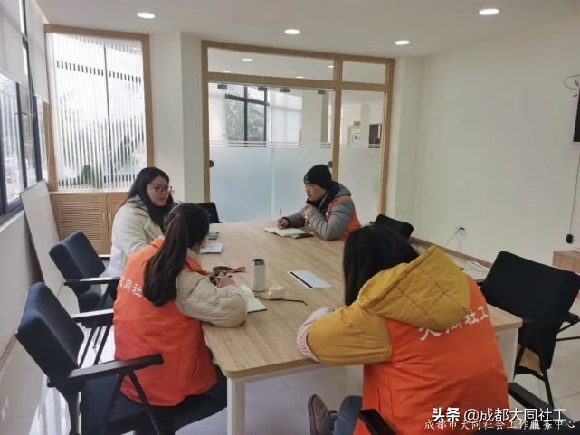 「蘇坡月報」叮咚！您有一(yī)份新的(de)“12月簡報”，請注意查收