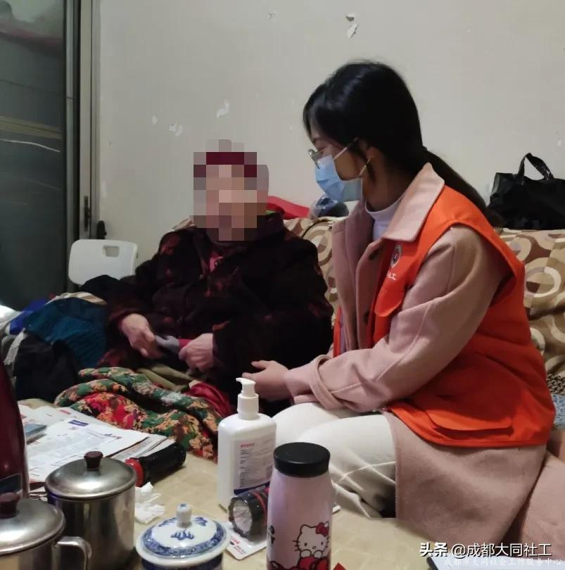 營門口街道(dào)社工站對轄區空巢老人開展關懷訪視(shì)行動