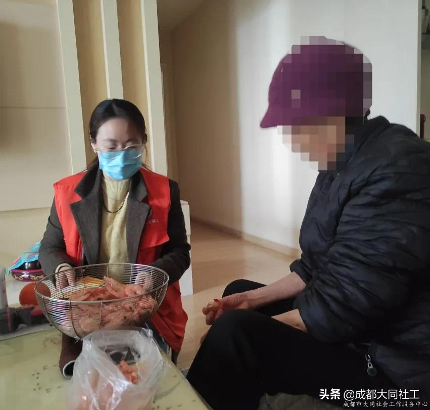 營門口街道(dào)社工站對轄區空巢老人開展關懷訪視(shì)行動