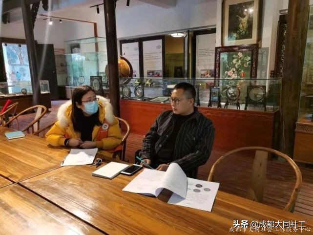 「蘇坡月報」将煩惱扔進舊(jiù)背包，再出發