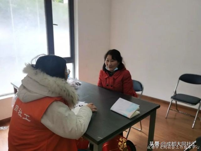 「蘇坡月報」将煩惱扔進舊(jiù)背包，再出發