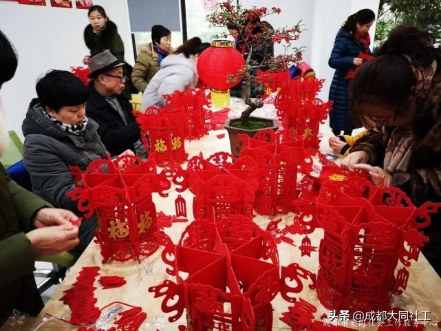 黨建引領丨雙小柏與你一(yī)起乘風破浪走過的(de)2020