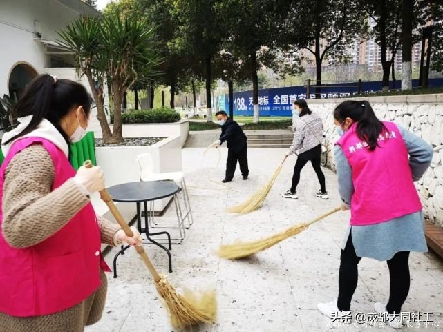 黨建引領丨雙小柏與你一(yī)起乘風破浪走過的(de)2020