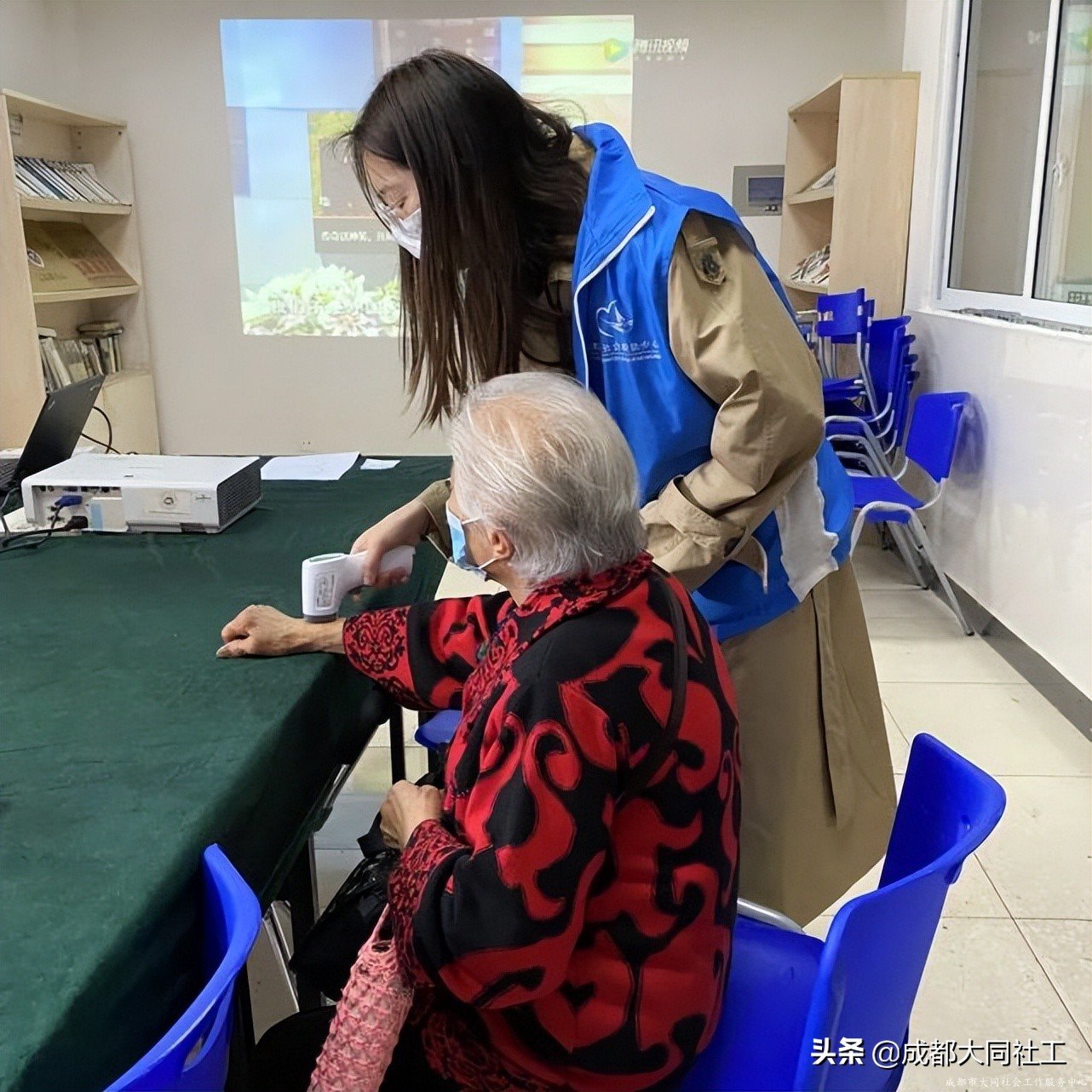 紅(hóng)光關愛站：“相知相伴•攜手同行”互助支持小組（四）