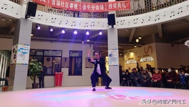 “春來人間暖·節到萬家圓”府河新居社區元宵喜樂(yuè)會