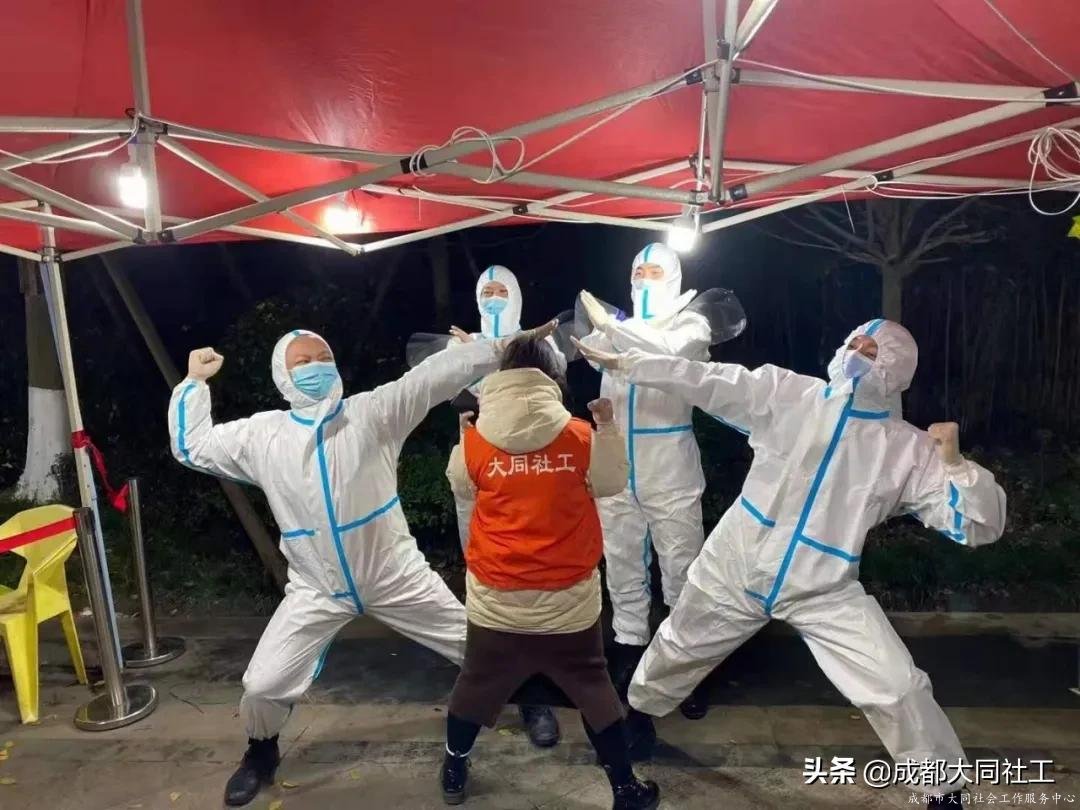 同同戰疫情 | 夜以繼日，在一(yī)線全力以赴抗擊疫情