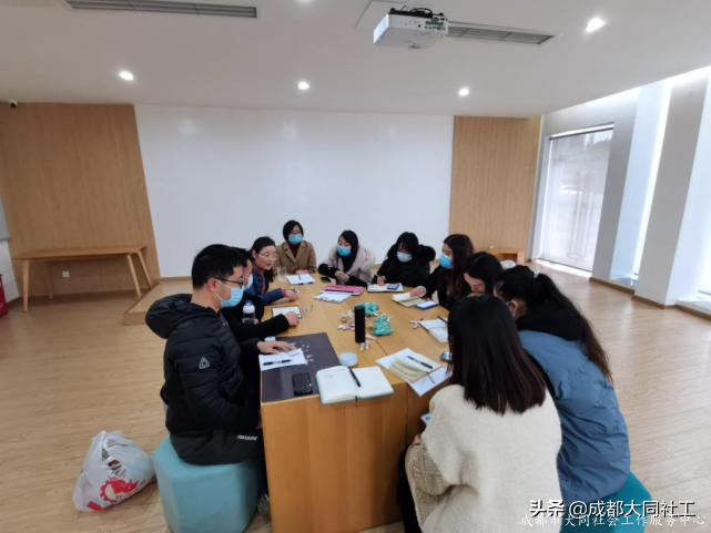 「金牛百千萬」辭舊(jiù)迎新，展望未來，再見2020