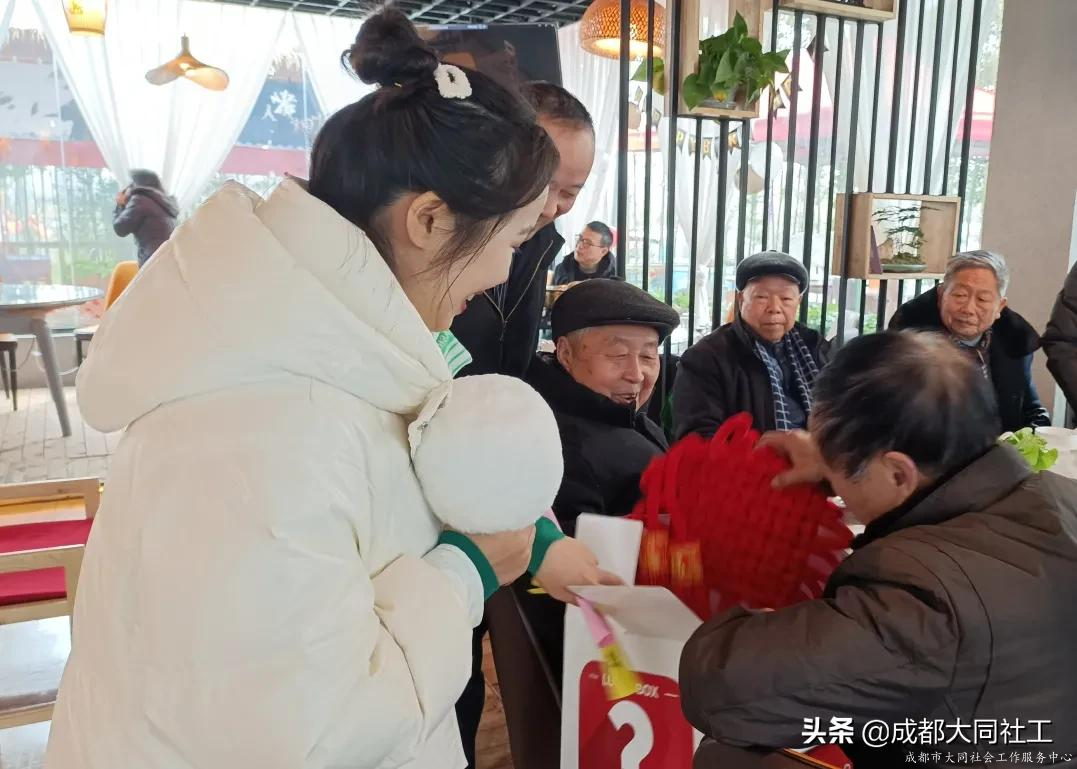 “迎春·拾年(nián)味”郫都區老幹部新年(nián)主題活動