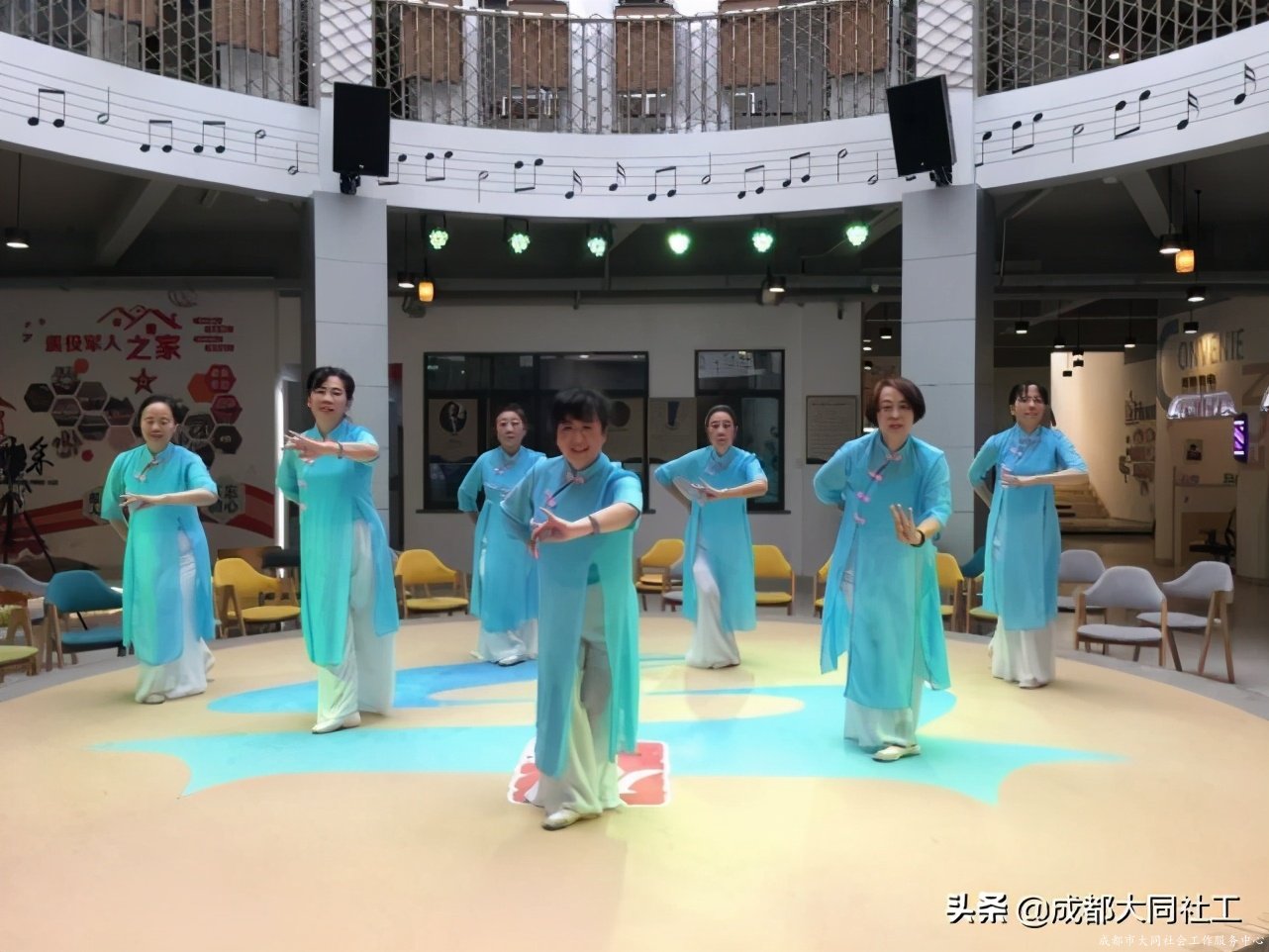 “音樂(yuè)府河”社區文化場景營造-府河枼伯和(hé)合唱(chàng)藝術團聯誼演出