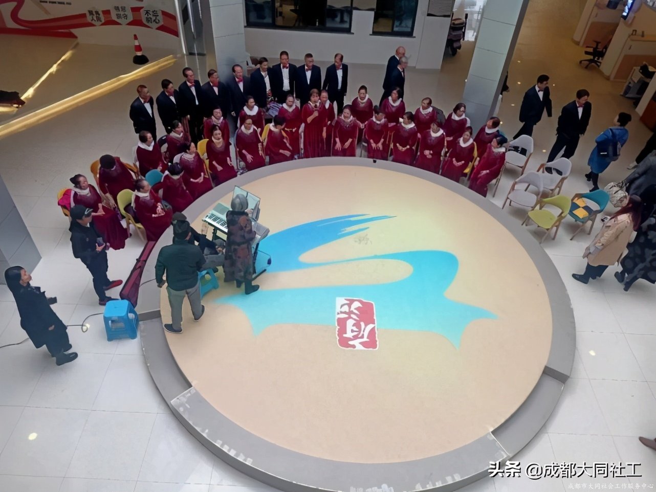 “音樂(yuè)府河”社區文化場景營造-府河枼伯和(hé)合唱(chàng)藝術團聯誼演出